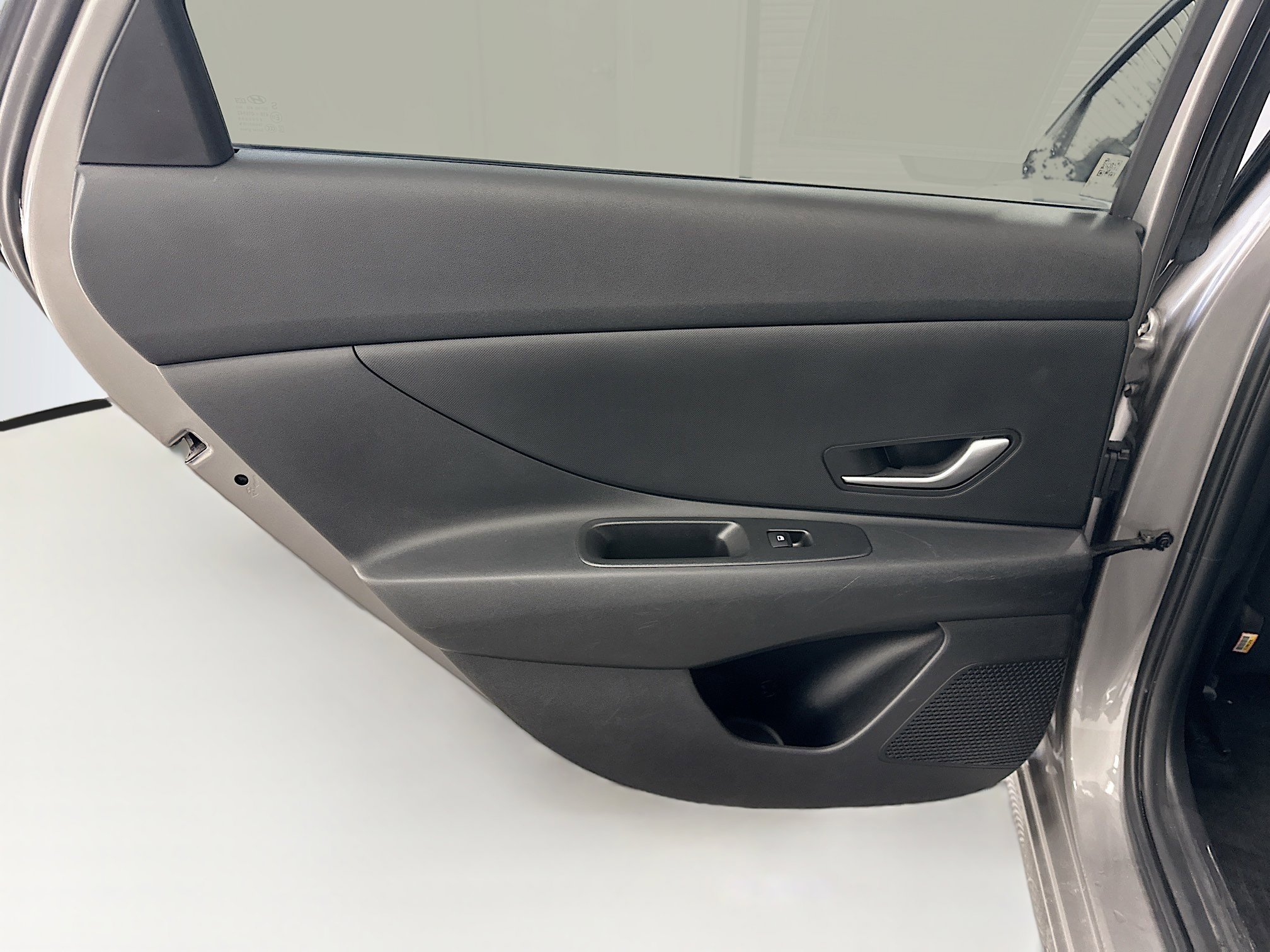 Used 2022 Hyundai Elantra SEL image 26