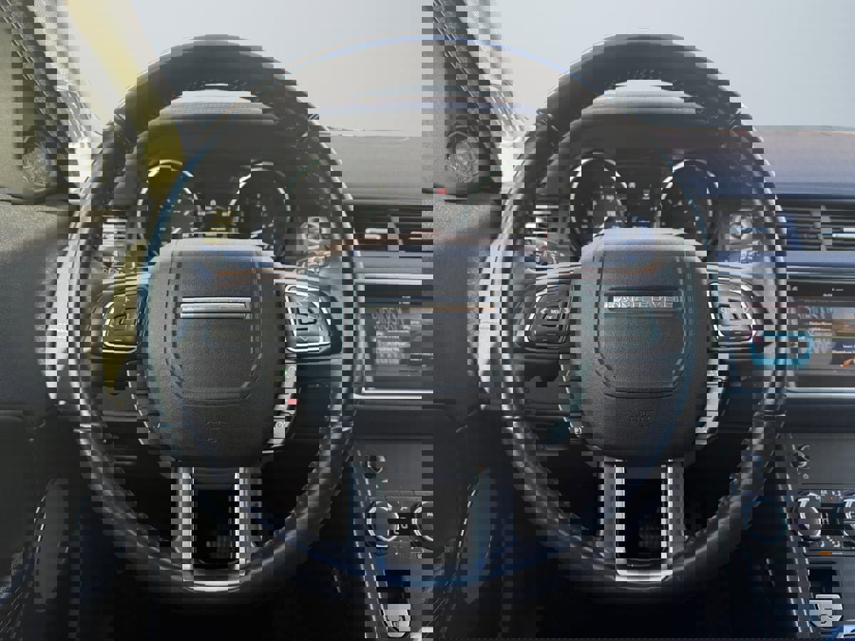 Used 2018 Land Rover Range Rover Evoque SE image 11