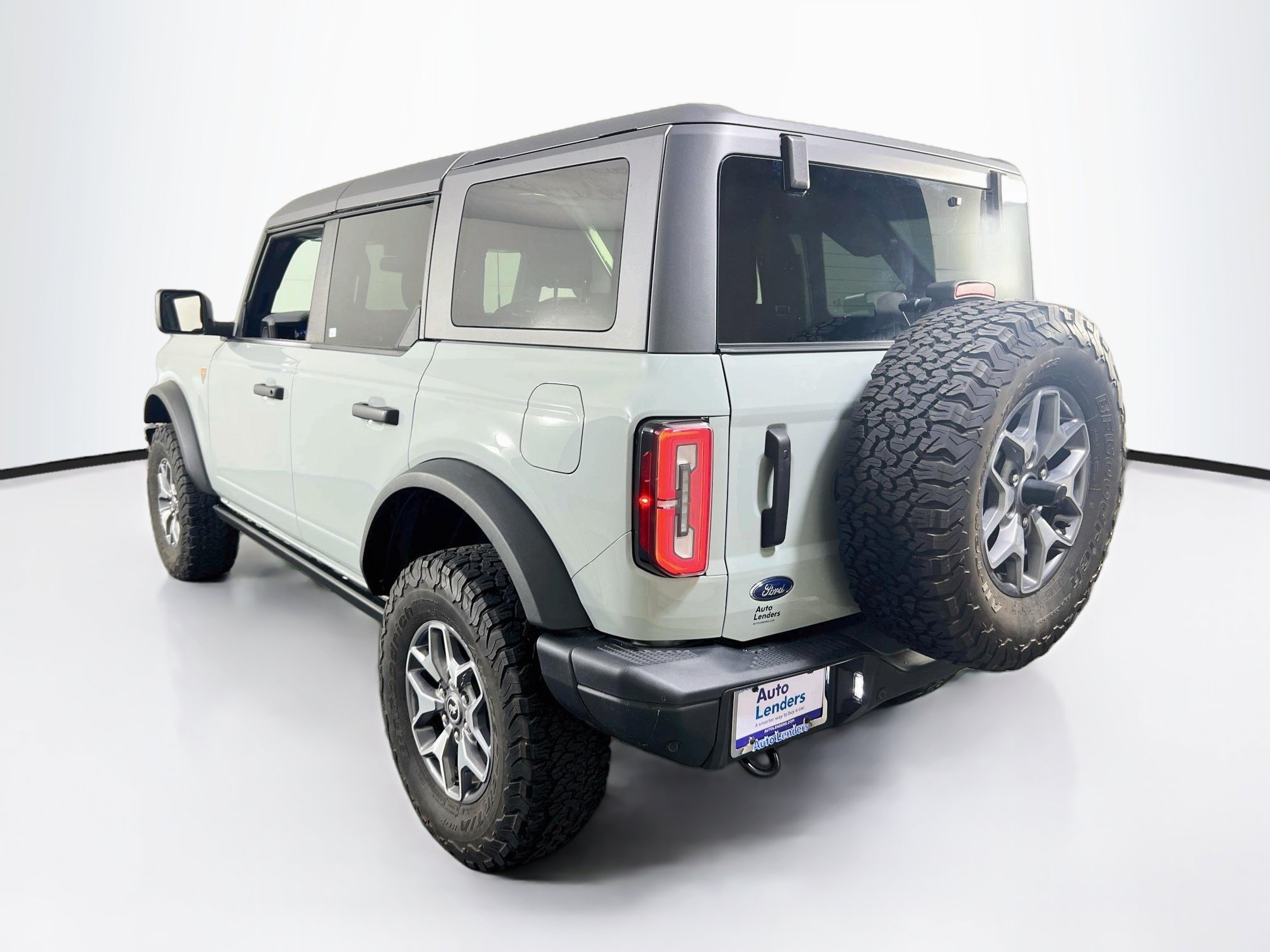 Used 2023 Ford Bronco Badlands AWD/4WD image 7