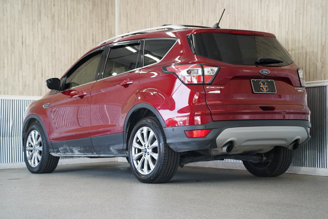 Used 2018 Ford Escape Titanium AWD/4WD image 7