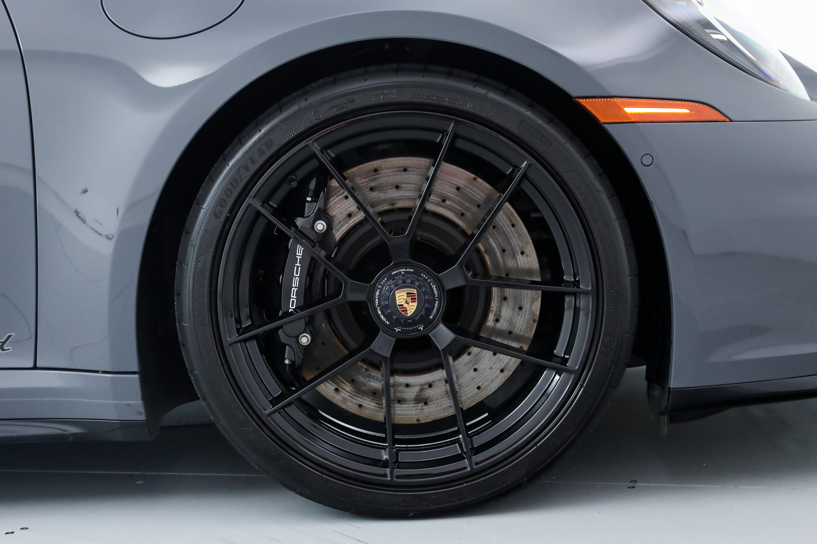 Used 2025 Porsche 911 Carrera GTS image 33