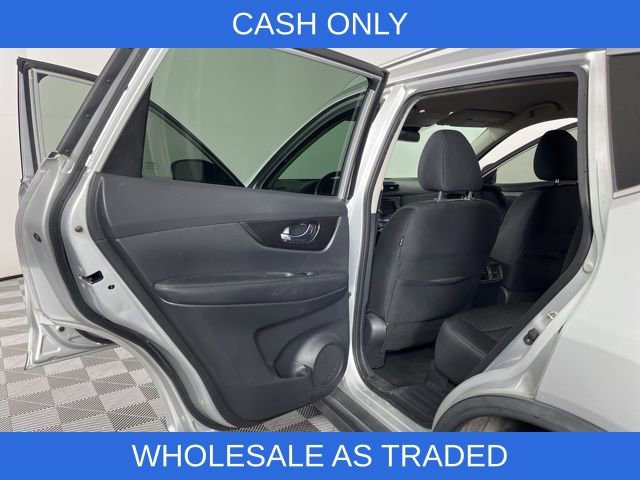 Used 2019 Nissan Rogue SV image 38