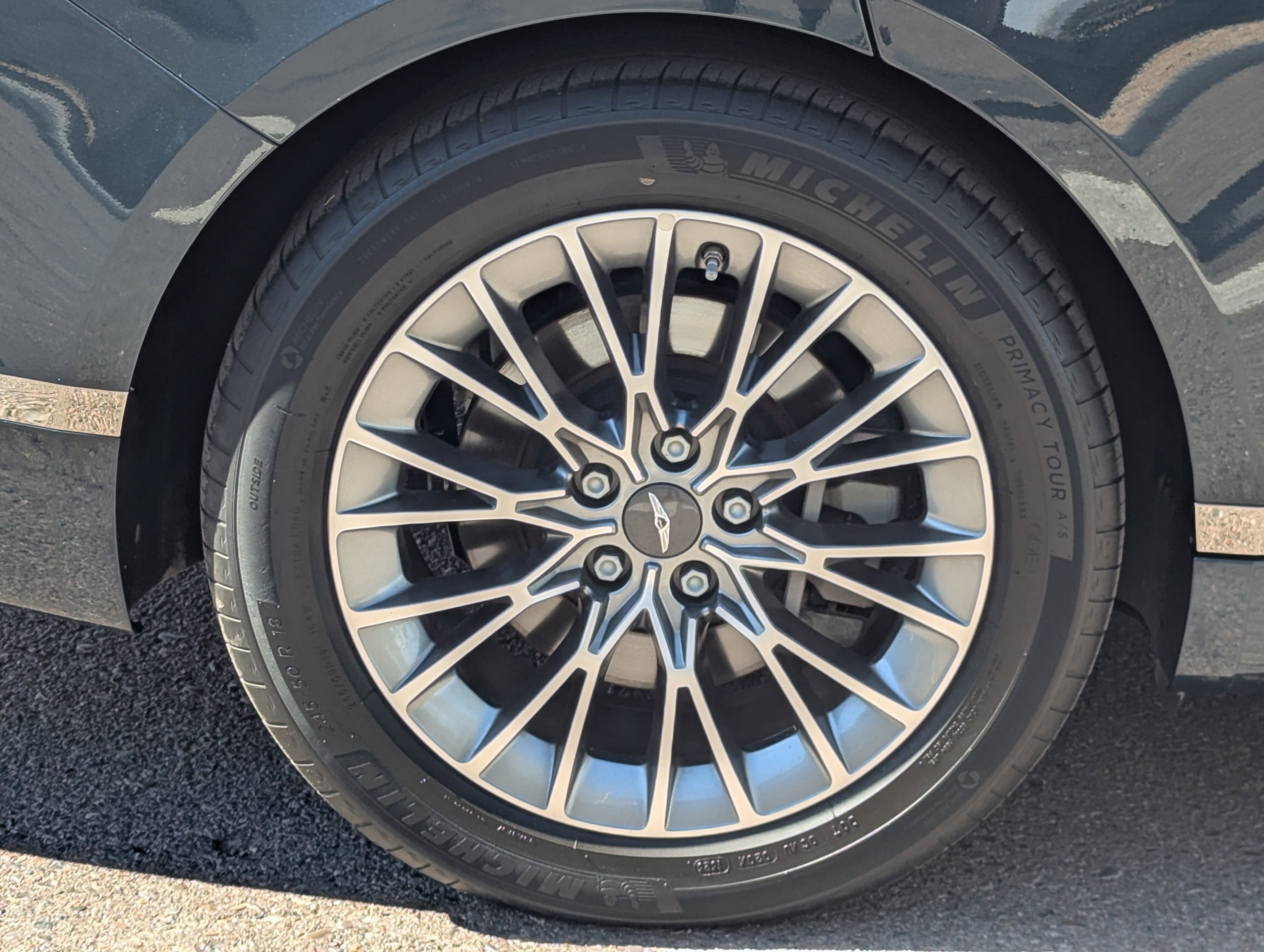 Used 2023 Genesis G80 2.5T image 7