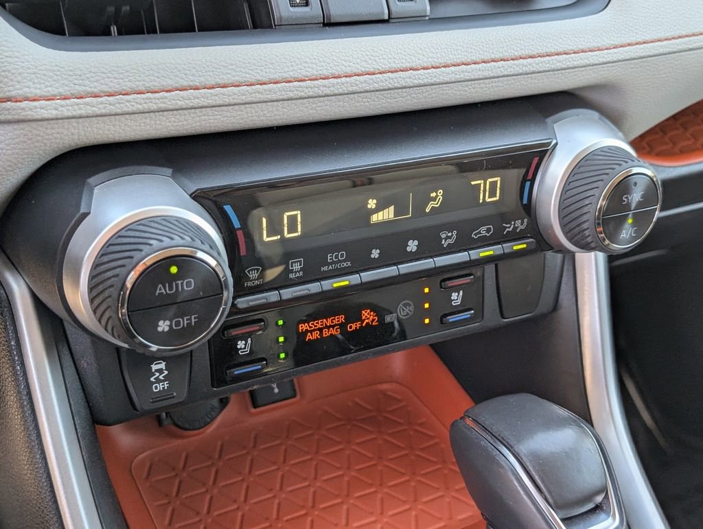 Used 2020 Toyota RAV4 Adventure image 27