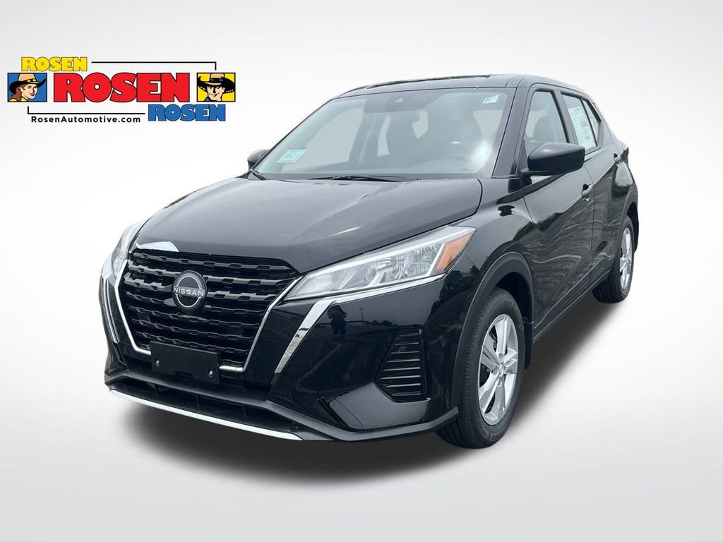 New 2025 Nissan Kicks Play S