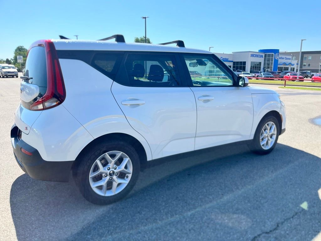 Used 2021 Kia Soul S FWD image 5