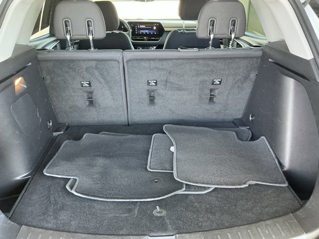 Used 2025 Chevrolet TrailBlazer LT AWD/4WD image 17