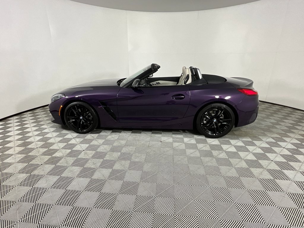 Used 2024 BMW Z4 sDrive30i w/ Premium Package image 3
