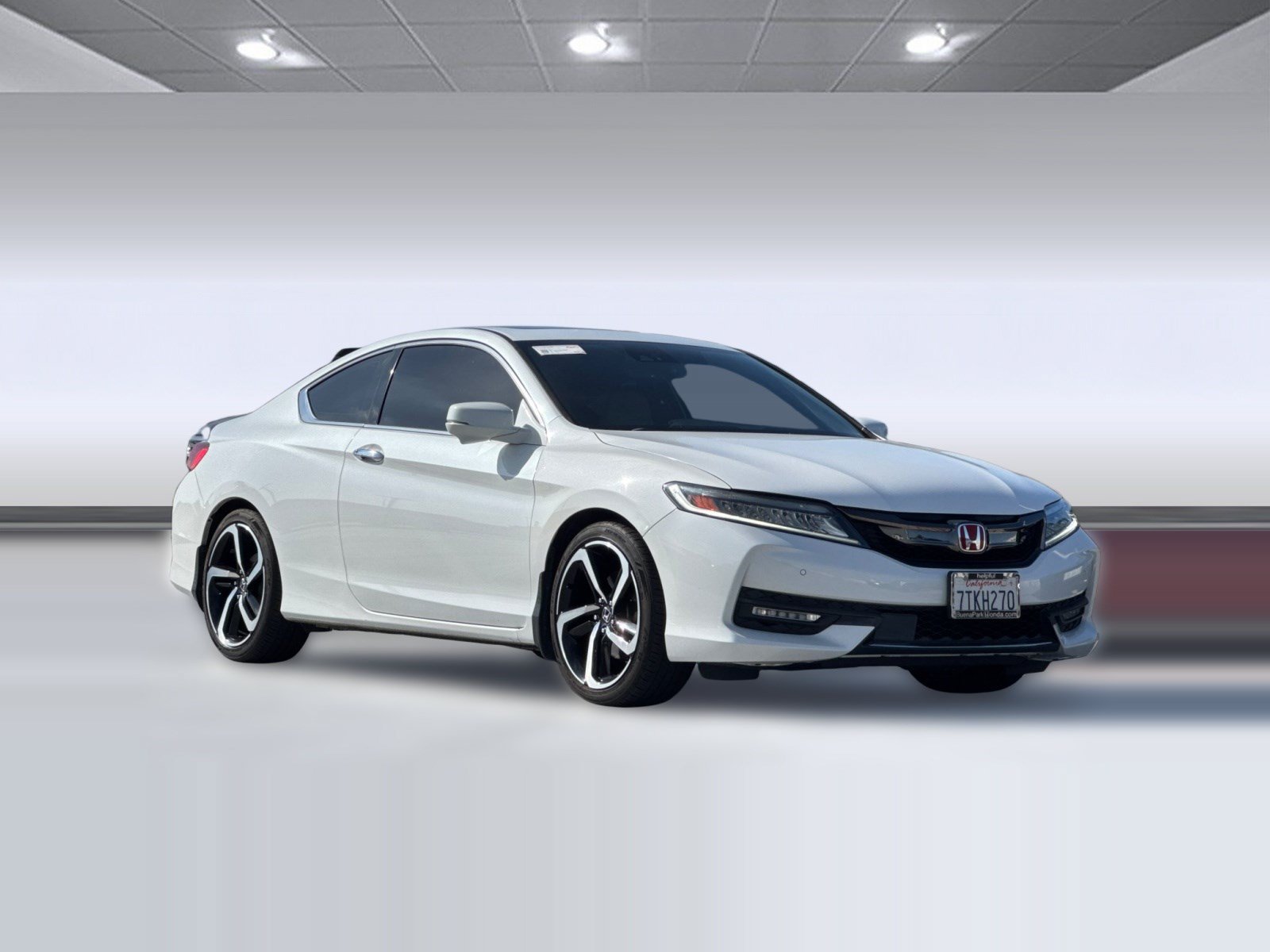 Used 2016 Honda Accord Touring image 6