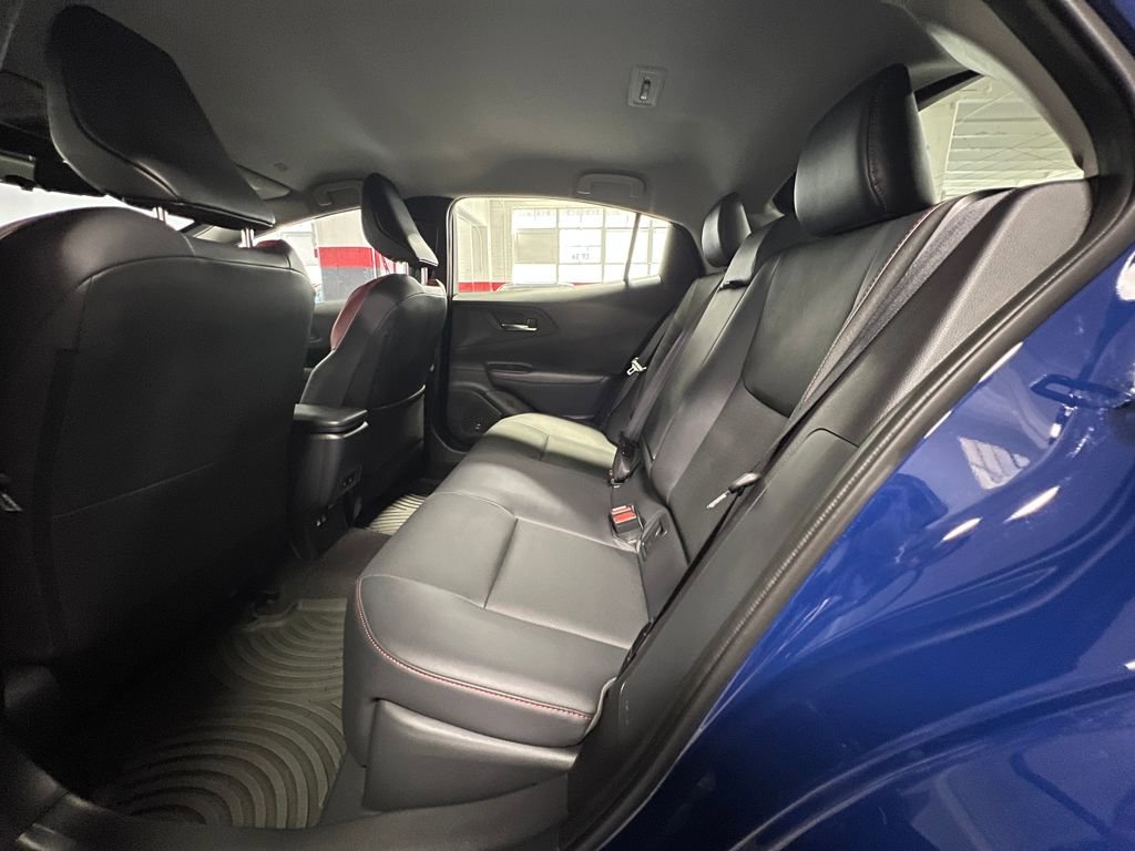 Used 2025 Toyota Prius XSE Premium image 17