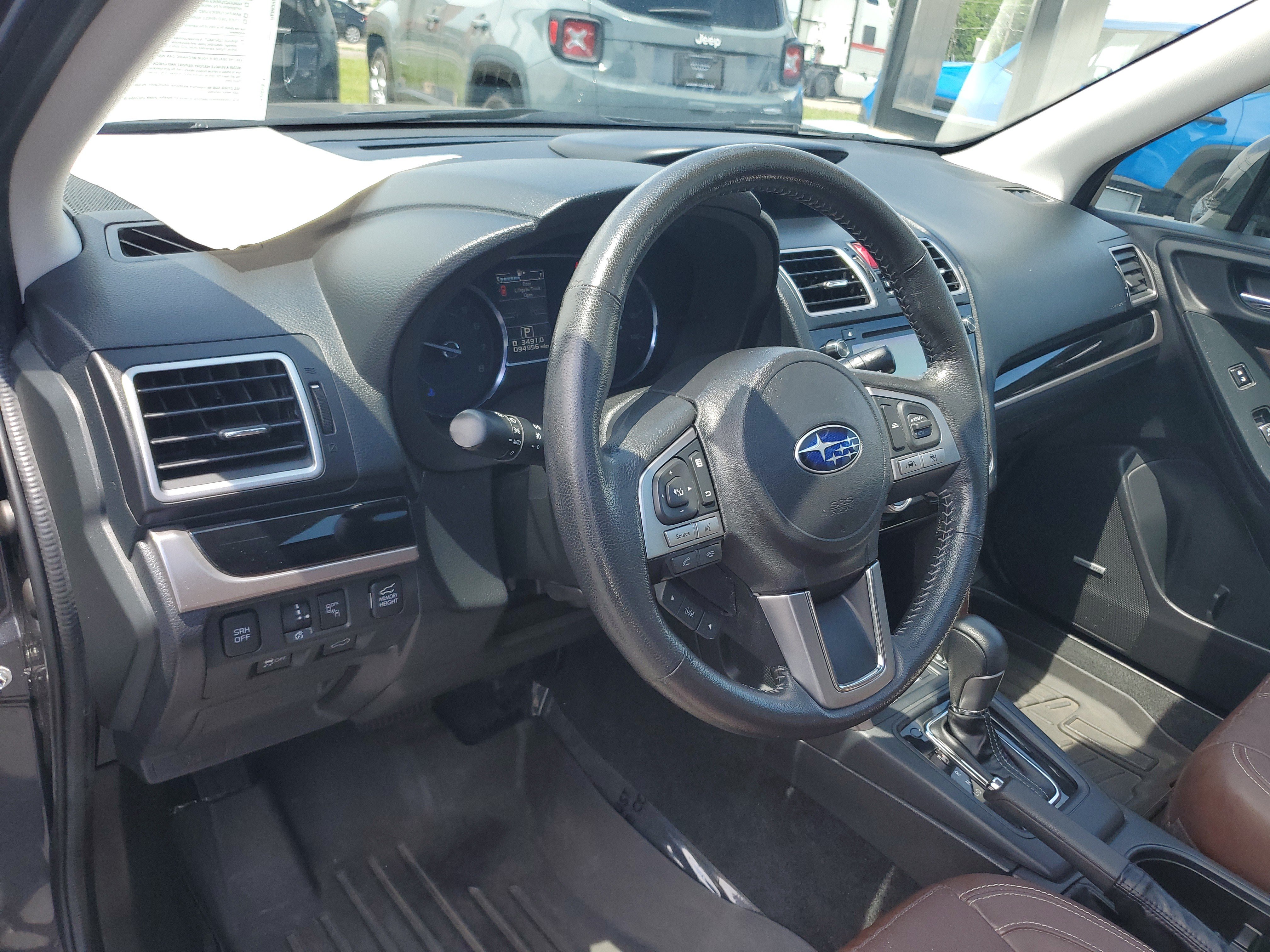 Used 2018 Subaru Forester 2.5i Touring w/ Popular Package #3B AWD/4WD image 19