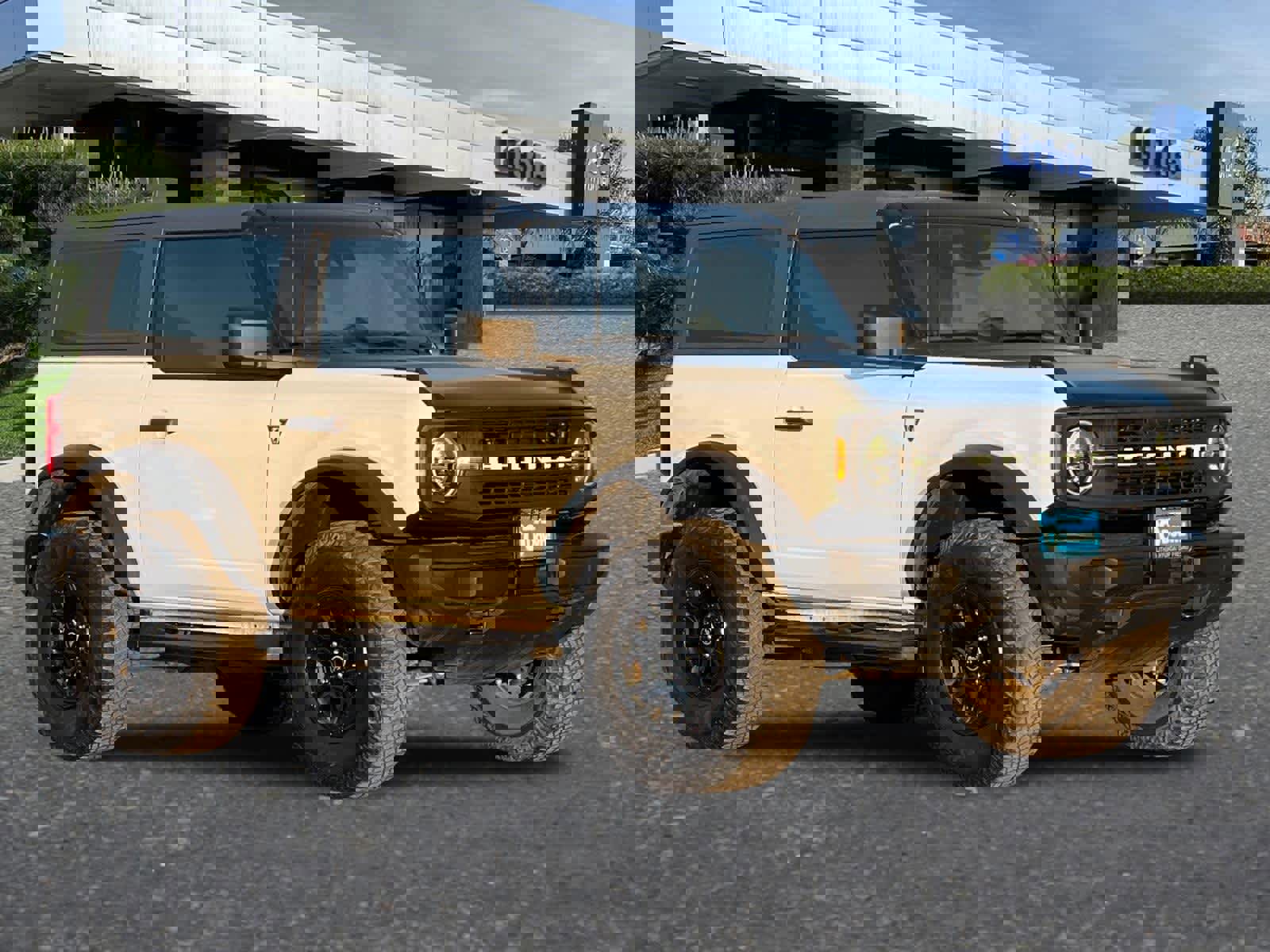 Used 2022 Ford Bronco Base w/ Sasquatch Package image 10