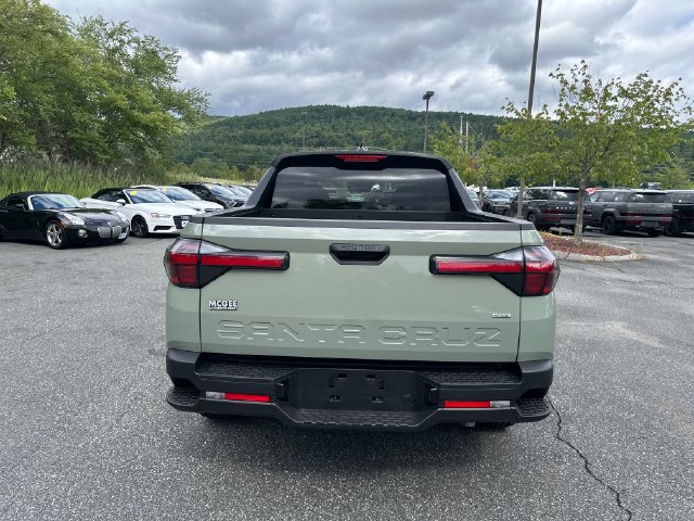 New 2027 Hyundai Santa Cruz SE AWD/4WD image 4
