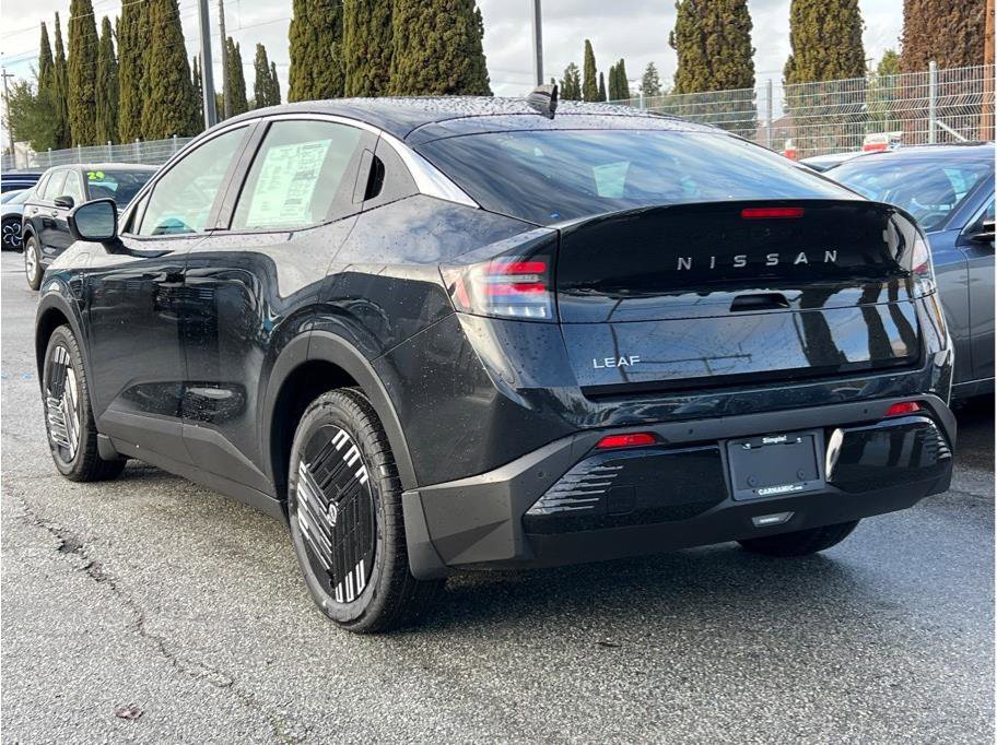 New 2026 Nissan Leaf w/ Floor Mat Package (S+) FWD image 6
