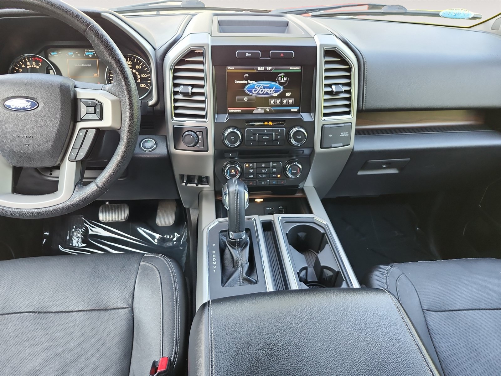 Used 2015 Ford F150 Lariat AWD/4WD image 11