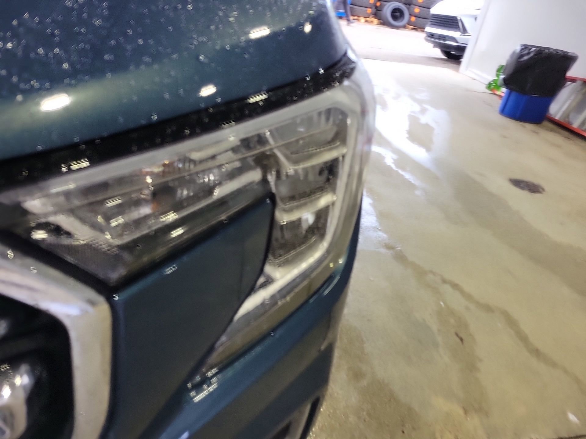 Used 2024 GMC Terrain SLT w/ LPO, Floor Liner Package image 7