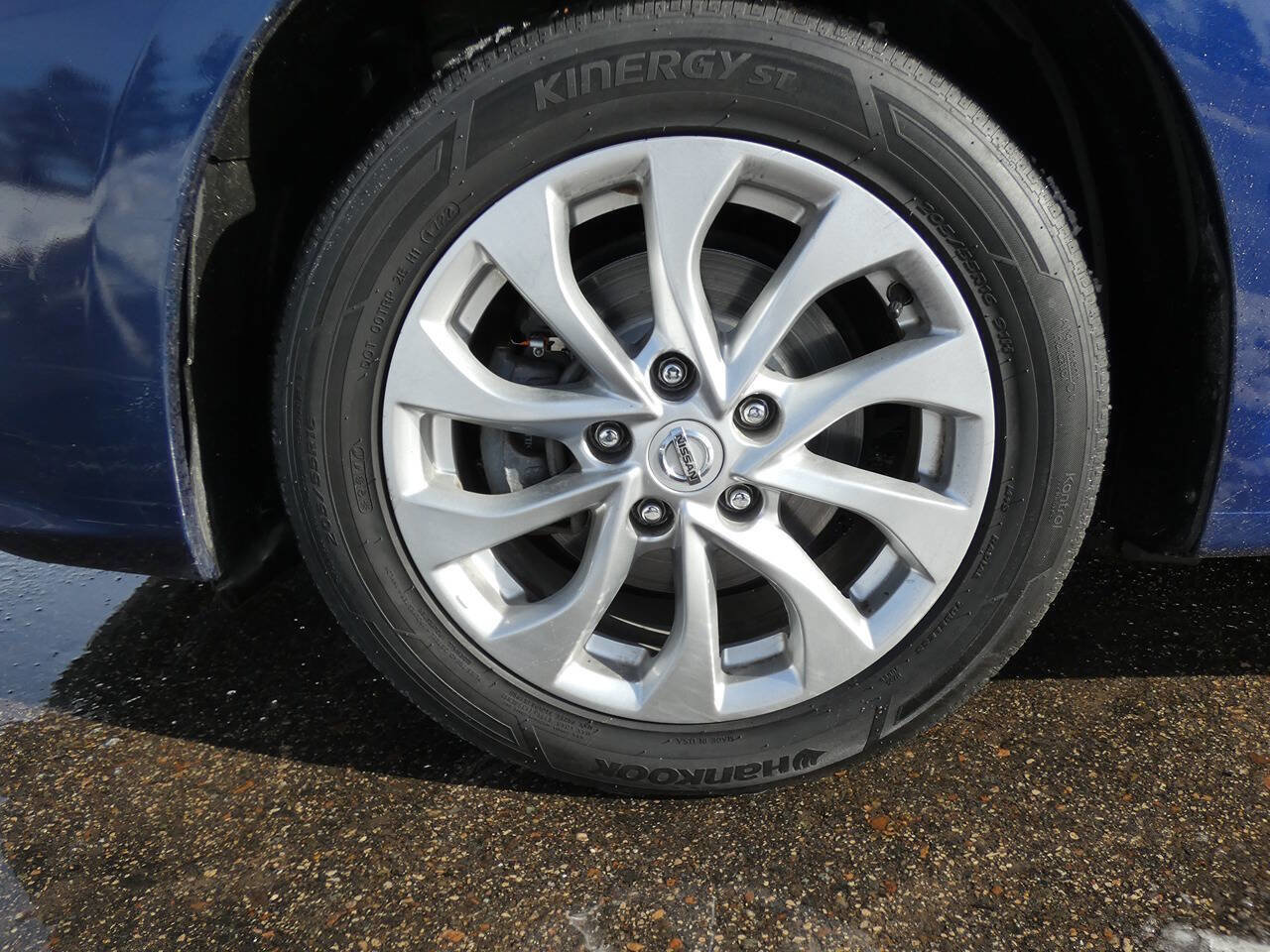 Used 2019 Nissan Sentra SV image 21