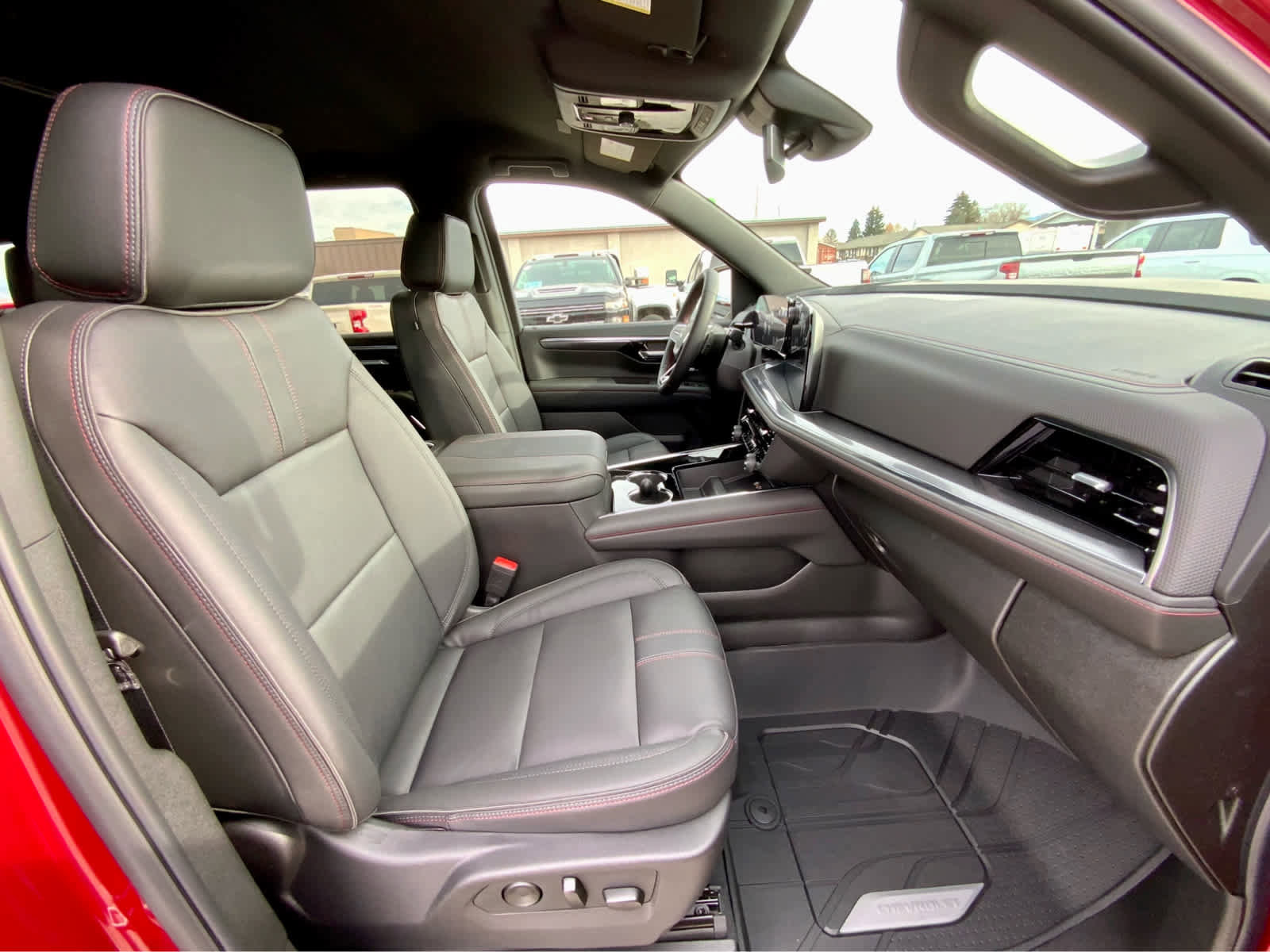 New 2026 Chevrolet Suburban RST image 26