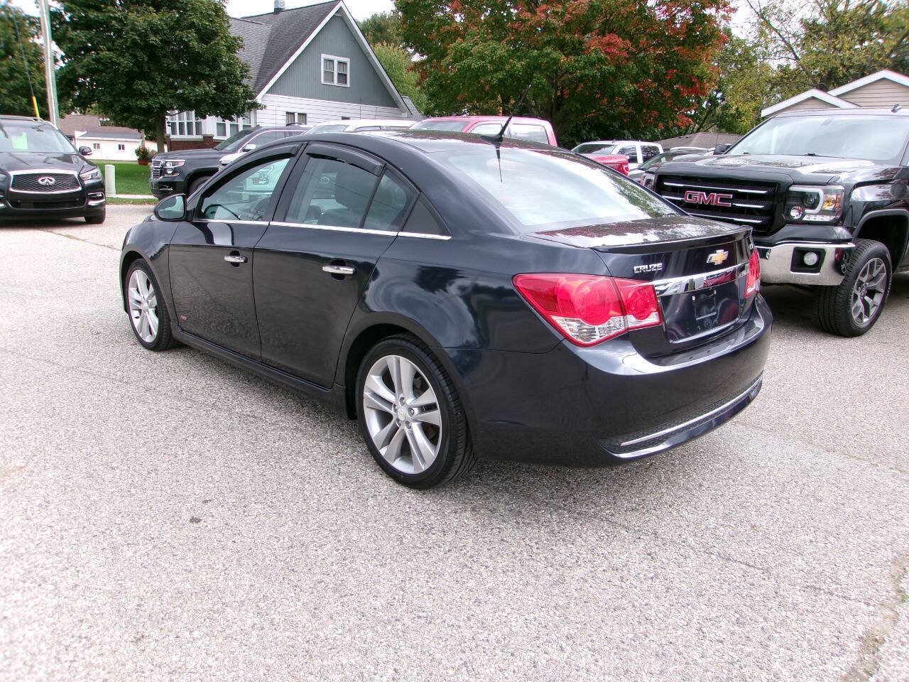 Used 2014 Chevrolet Cruze LTZ w/ RS Package FWD image 5