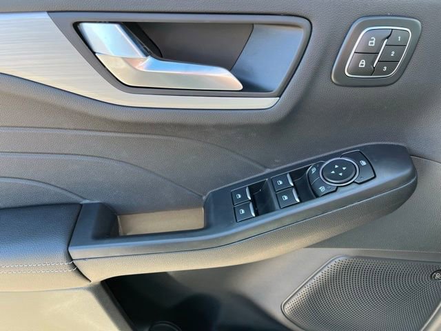 New 2026 Ford Escape SE w/ PHEV Premium Package image 10