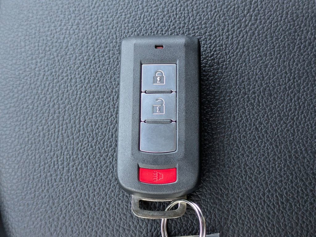 New 2025 Mitsubishi Outlander Sport SE image 28