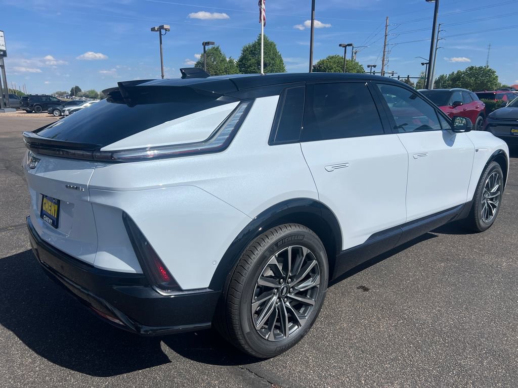 New 2026 Cadillac Lyriq Sport AWD/4WD image 5