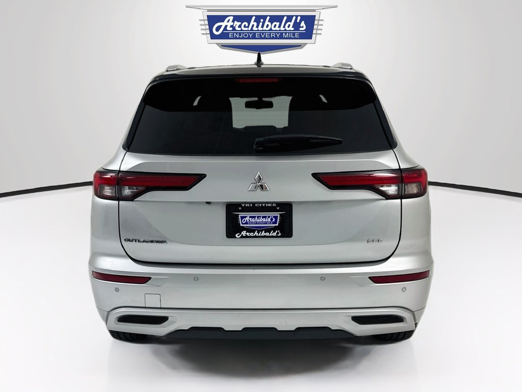 Used 2023 Mitsubishi Outlander SEL FWD image 7