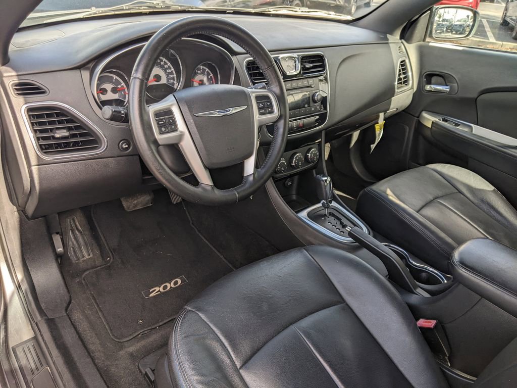 Used 2012 Chrysler 200 Touring image 13