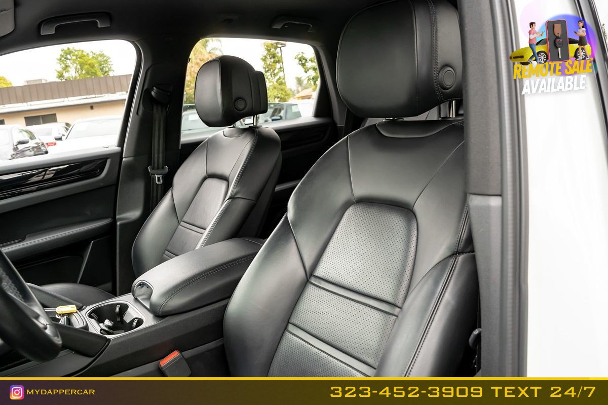 Used 2019 Porsche Cayenne AWD/4WD image 13