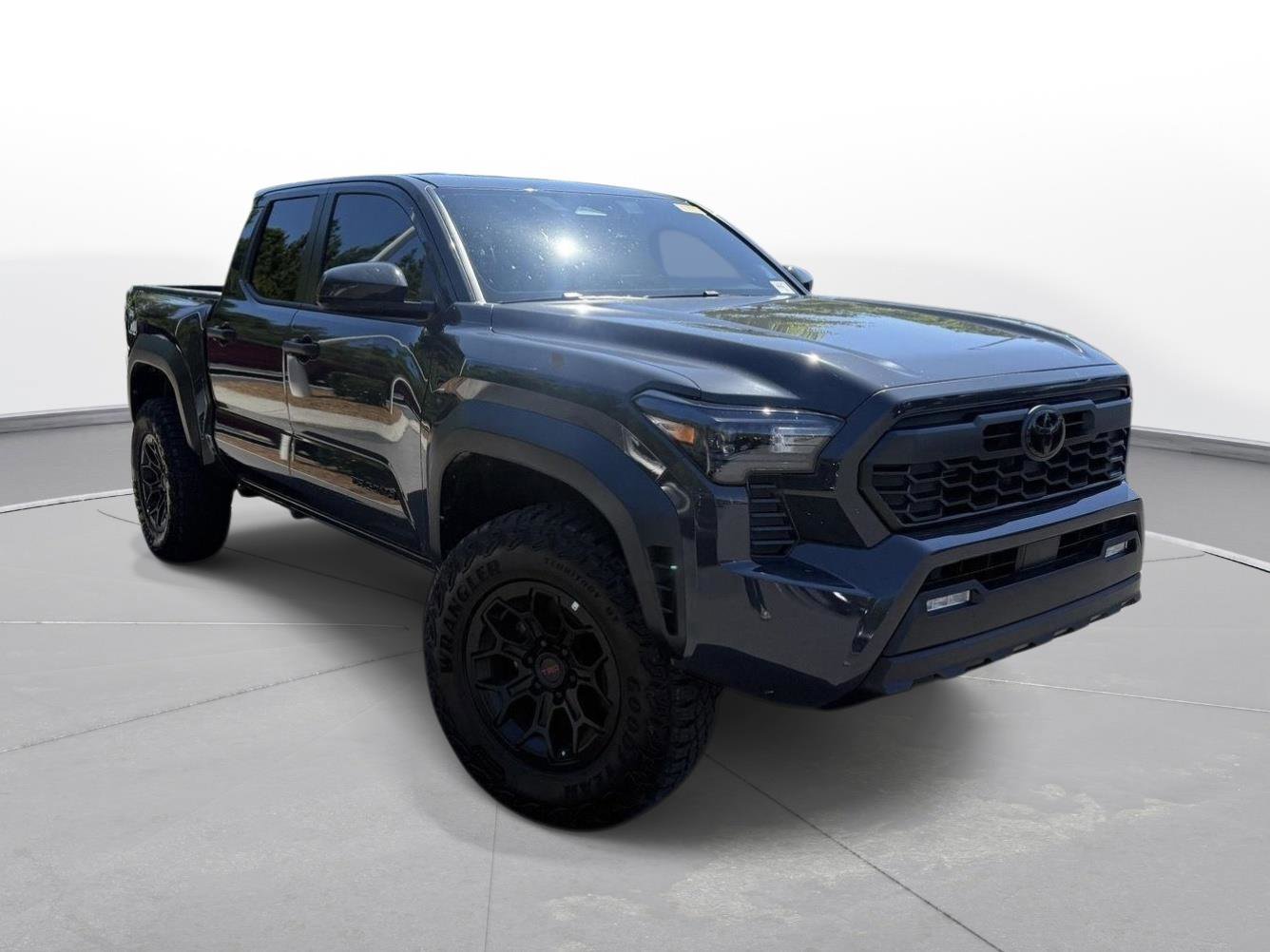 Used 2026 Toyota Tacoma TRD Off-Road AWD/4WD image 4
