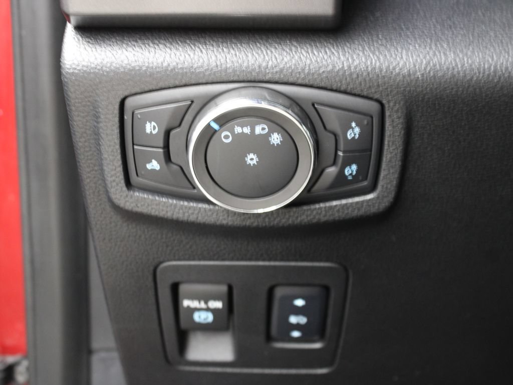 Used 2017 Ford F150 XLT w/ Equipment Group 302A Luxury AWD/4WD image 51