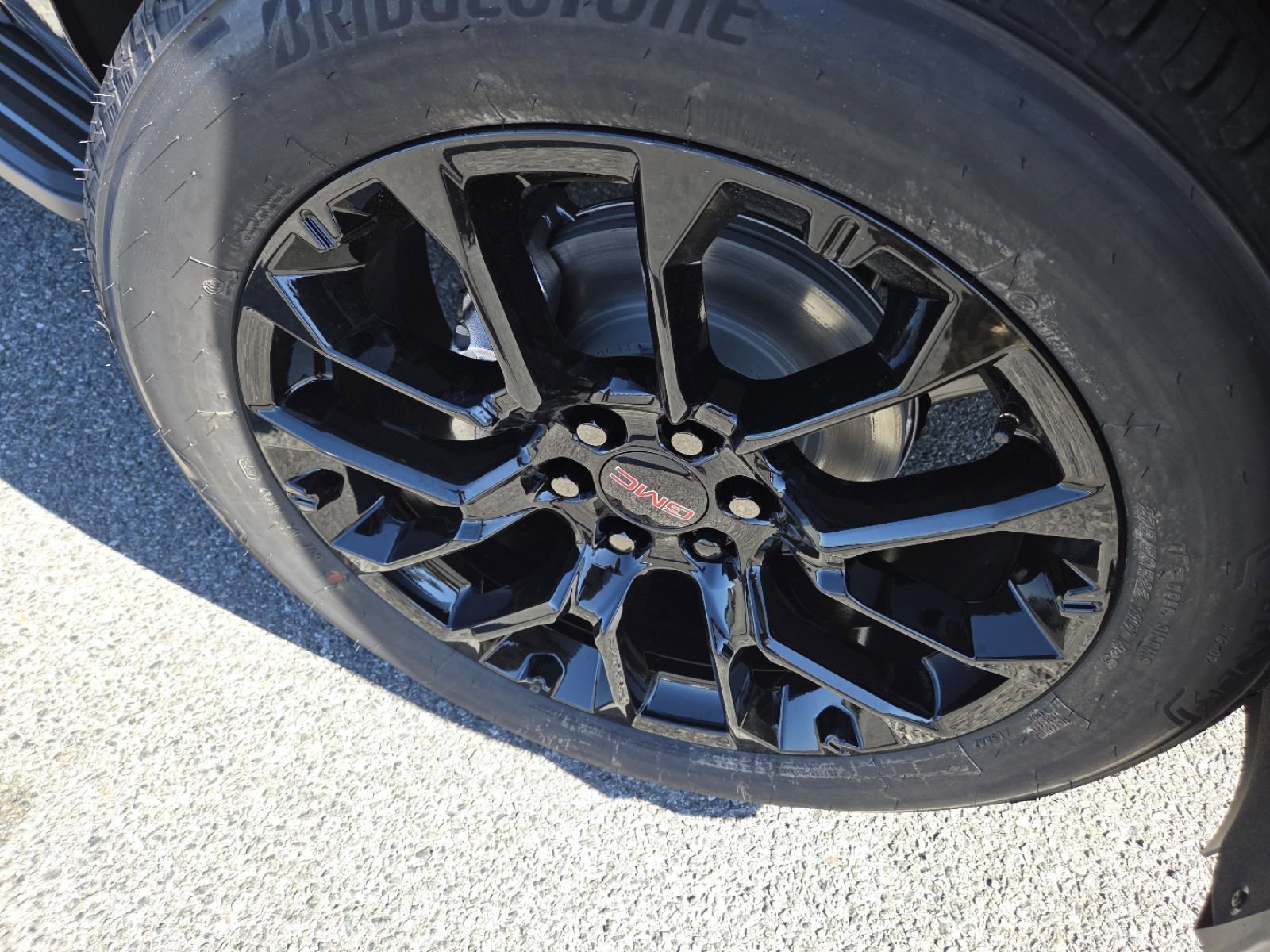 New 2026 GMC Yukon XL Elevation w/ Elevation Premium Package image 17