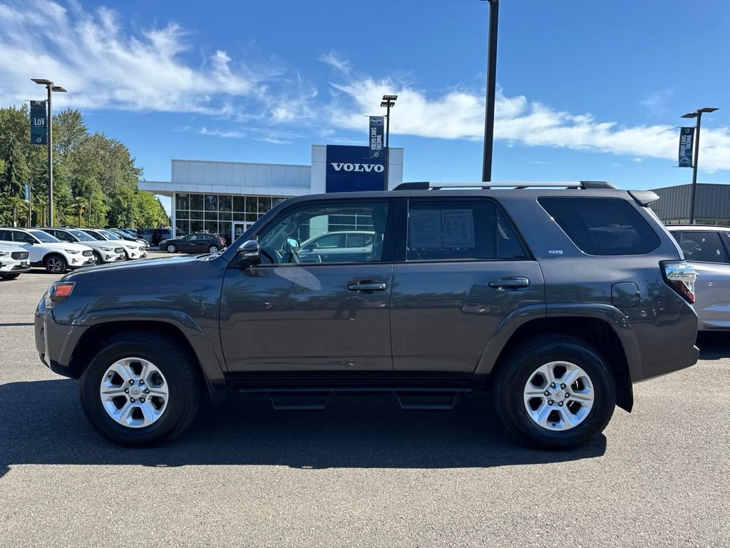 Used 2019 Toyota 4Runner SR5 Premium AWD/4WD image 2