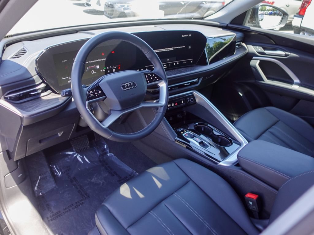 Used 2025 Audi Q5 Premium w/ Convenience Package AWD/4WD image 19