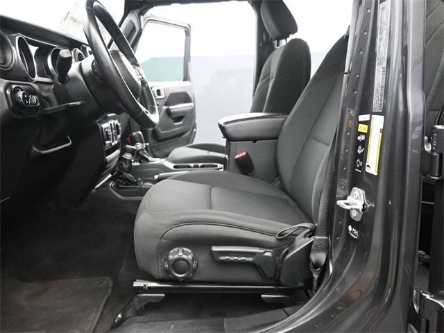 Used 2021 Jeep Gladiator Willys image 10