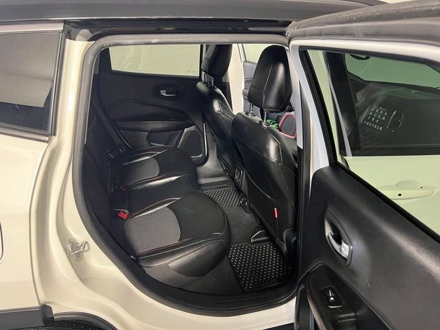 Certified 2019 Jeep Compass Trailhawk w/ Cold Weather Group AWD/4WD image 28