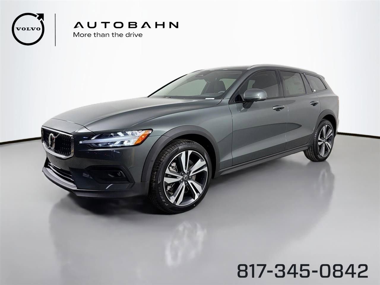 New 2026 Volvo V60 B5 Cross Country Plus w/ Protection Package Premier