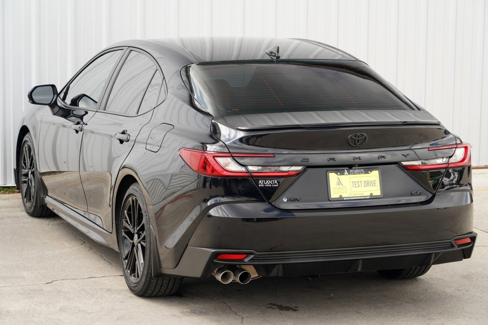 Used 2025 Toyota Camry SE w/ Convenience Package image 49