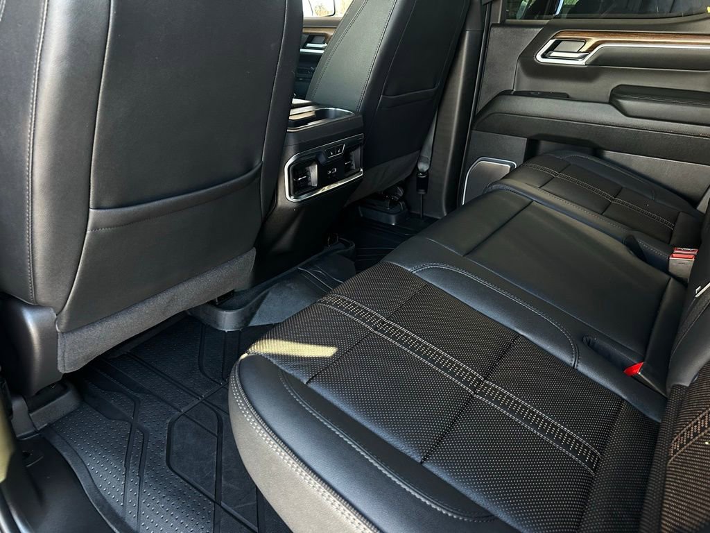 Certified 2025 Chevrolet Silverado 1500 High Country image 13