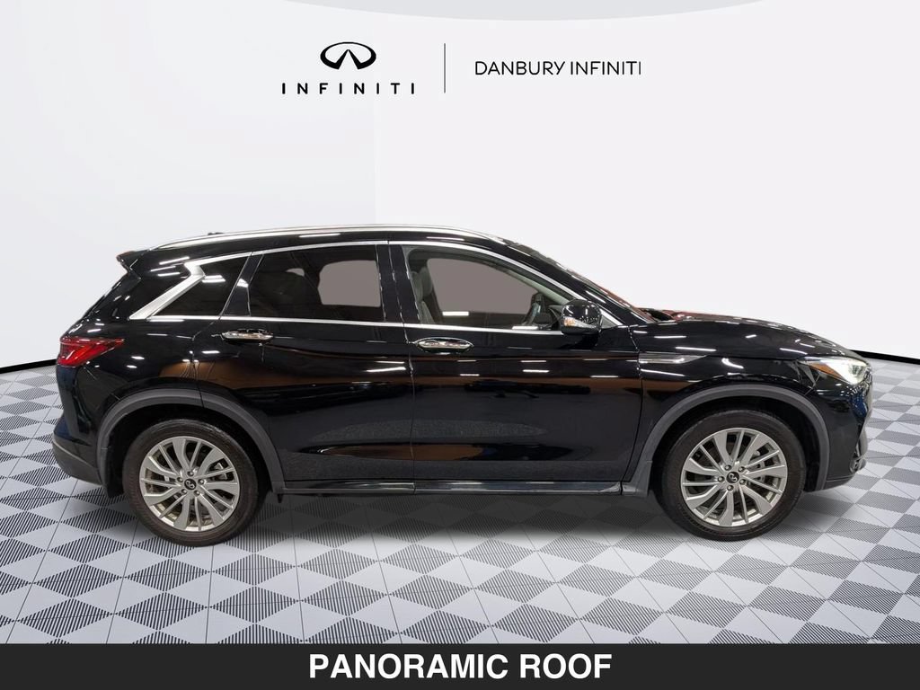 Used 2023 INFINITI QX50 Luxe AWD/4WD image 2