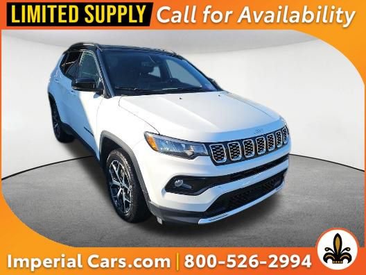 Used 2025 Jeep Compass Limited AWD/4WD image 1