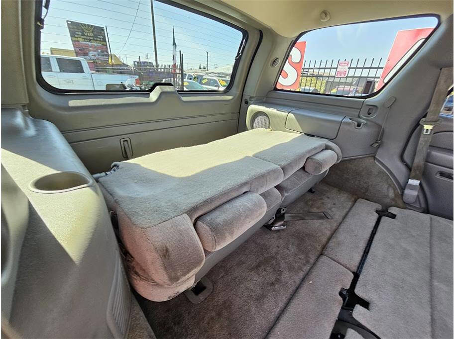 Used 2005 GMC Yukon 2WD image 21