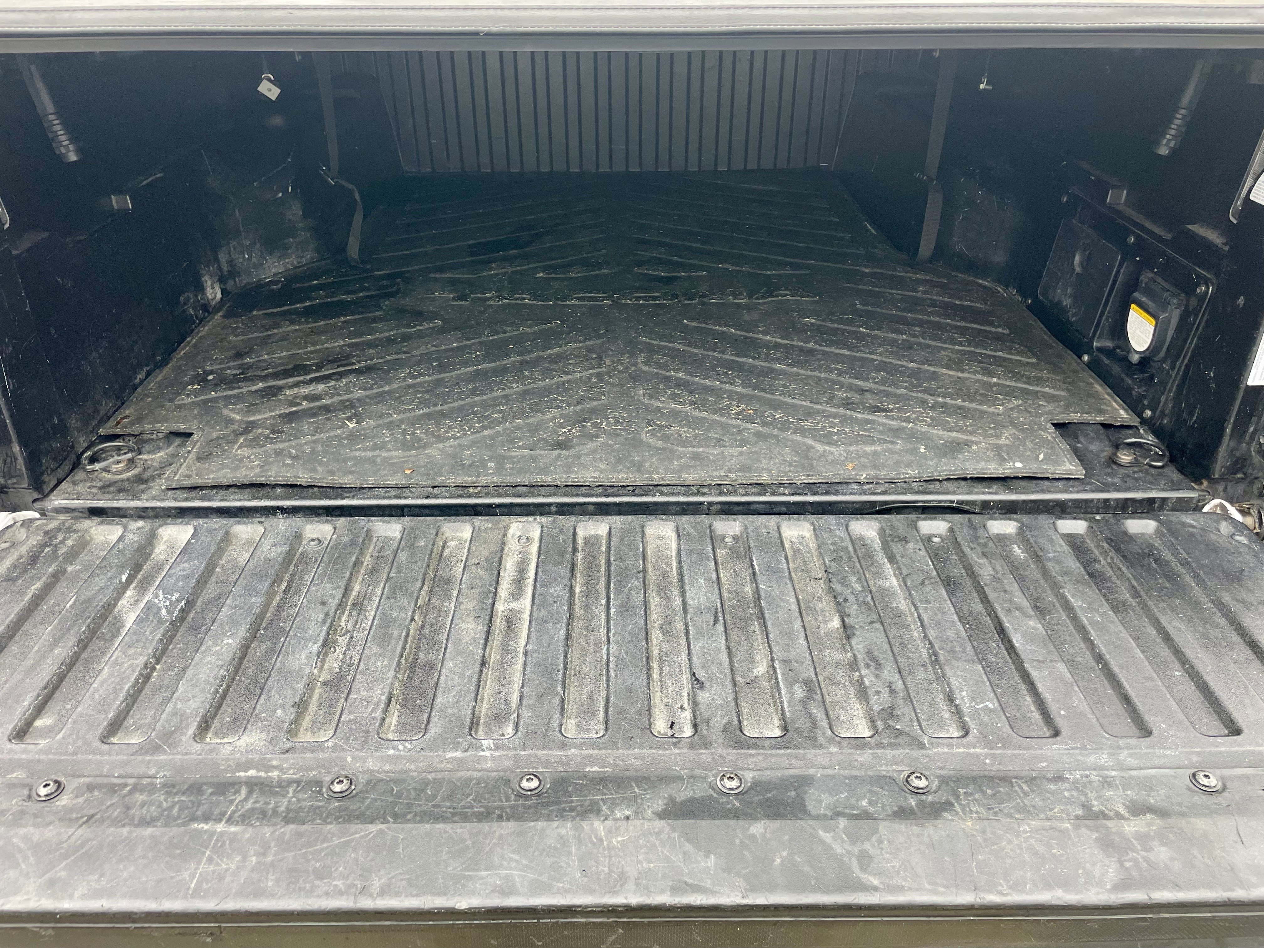 Used 2020 Toyota Tacoma TRD Off-Road image 33