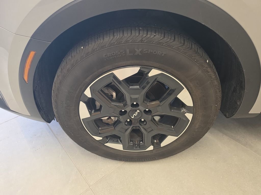 Used 2025 Kia Sorento S w/ Panoramic Sunroof Package image 33