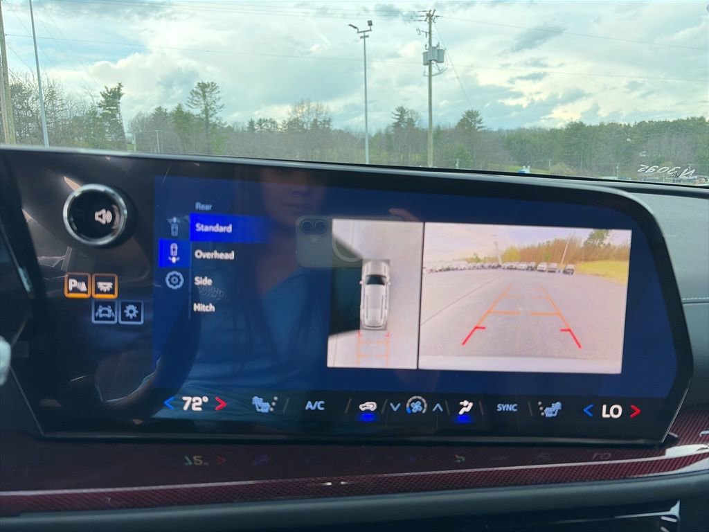 New 2026 Chevrolet Traverse Z71 w/ Enhanced Driving Package image 14