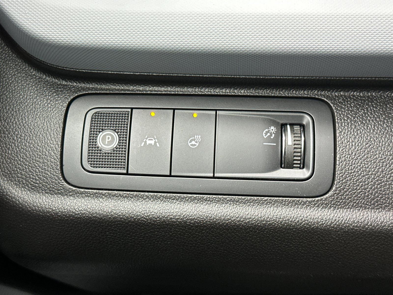 New 2027 Chevrolet Bolt RS w/ Technology Package image 29
