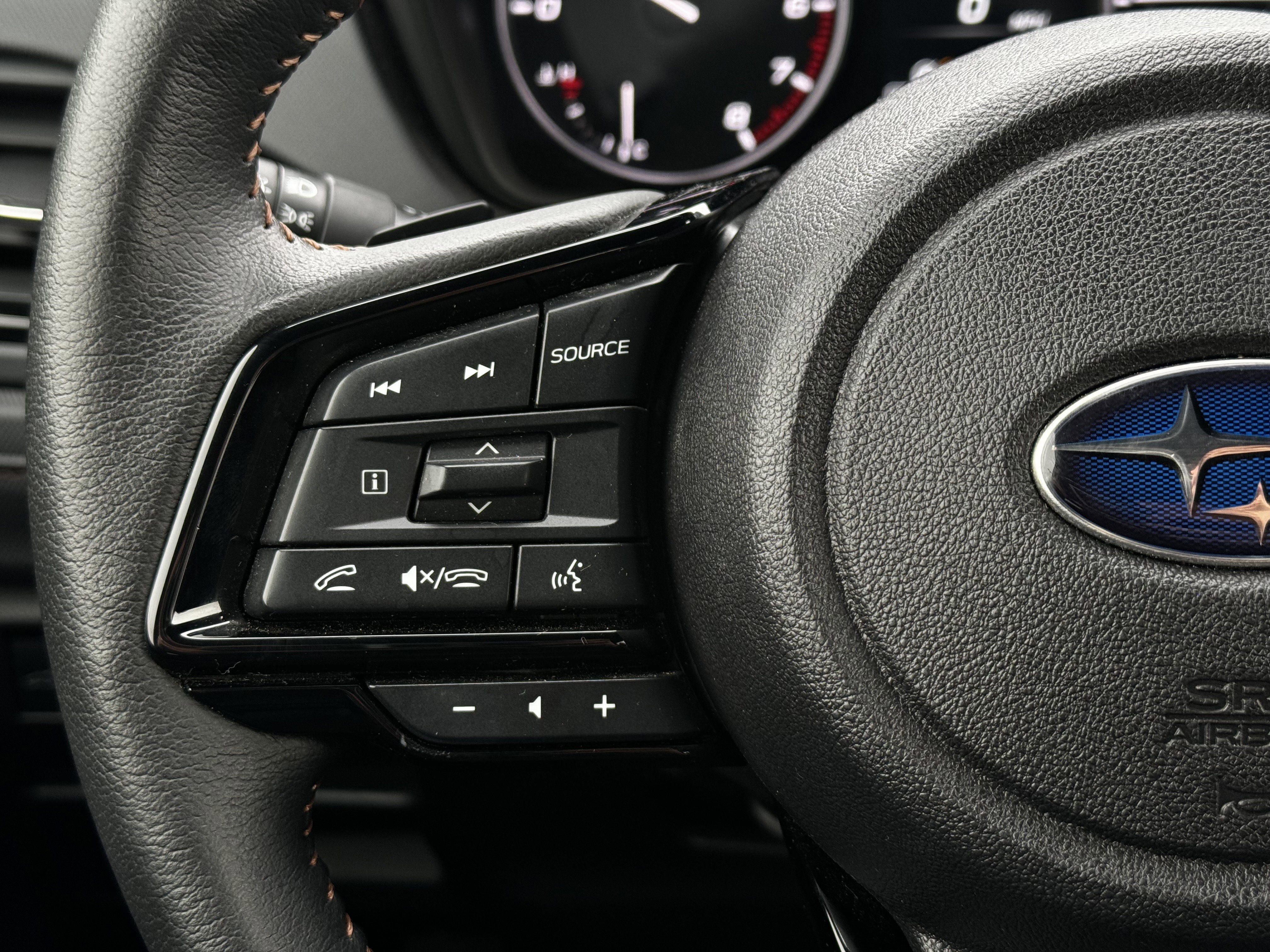 Used 2025 Subaru Forester Touring image 10