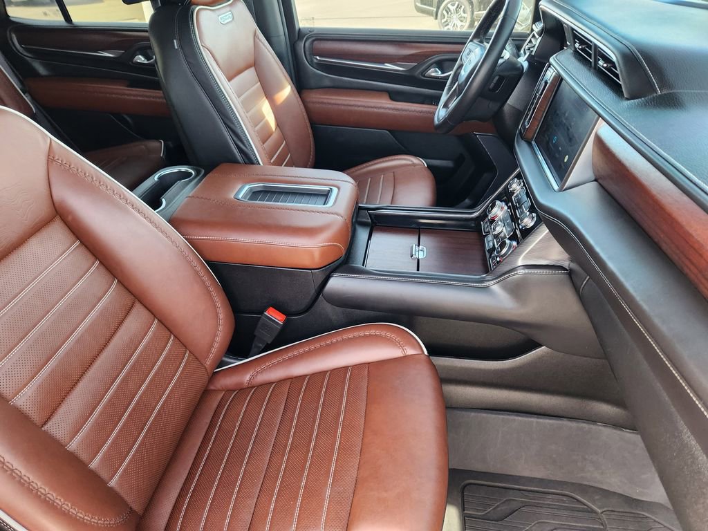 Certified 2024 GMC Yukon Denali Ultimate image 21