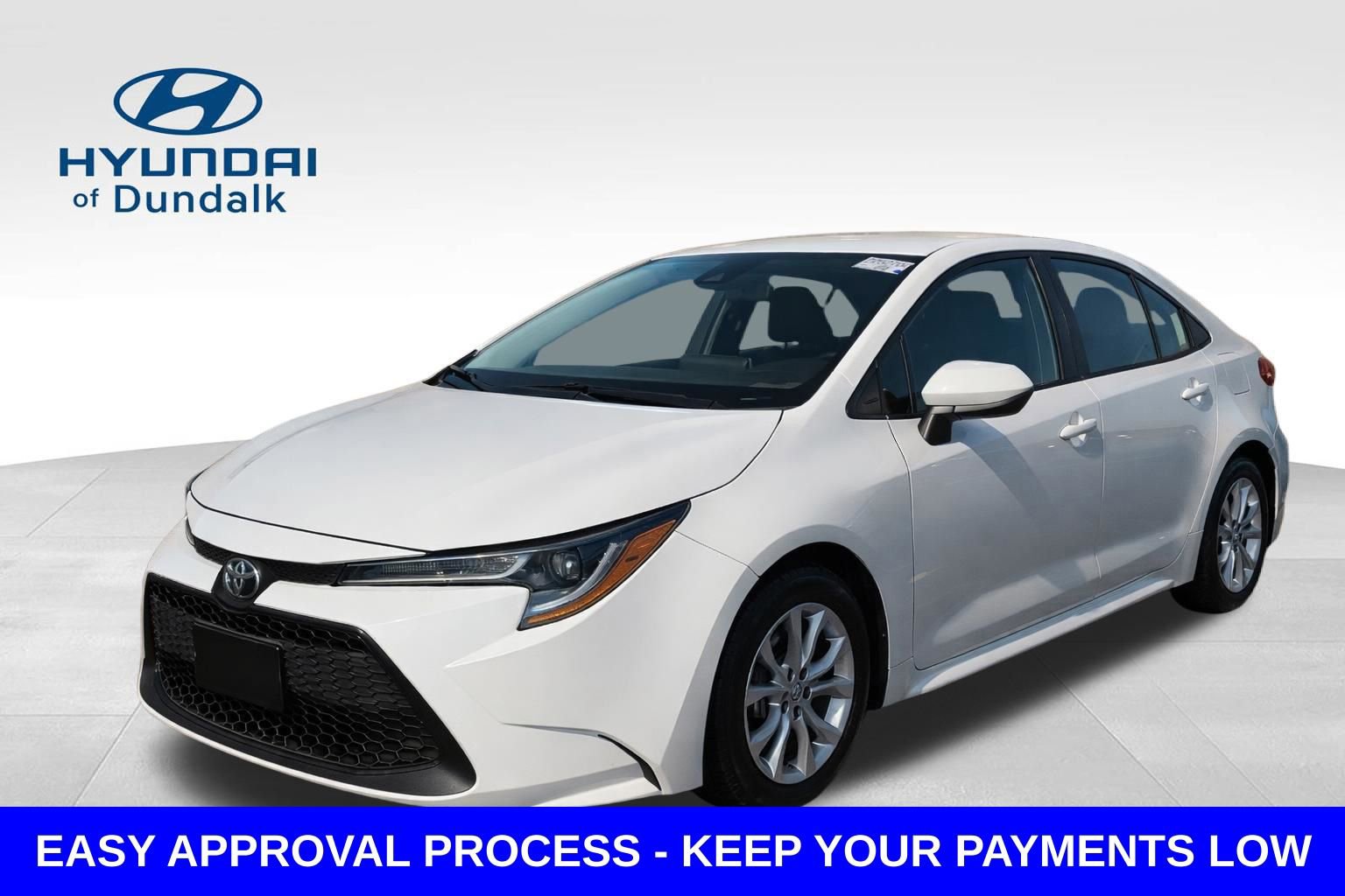 Used 2021 Toyota Corolla LE image 1