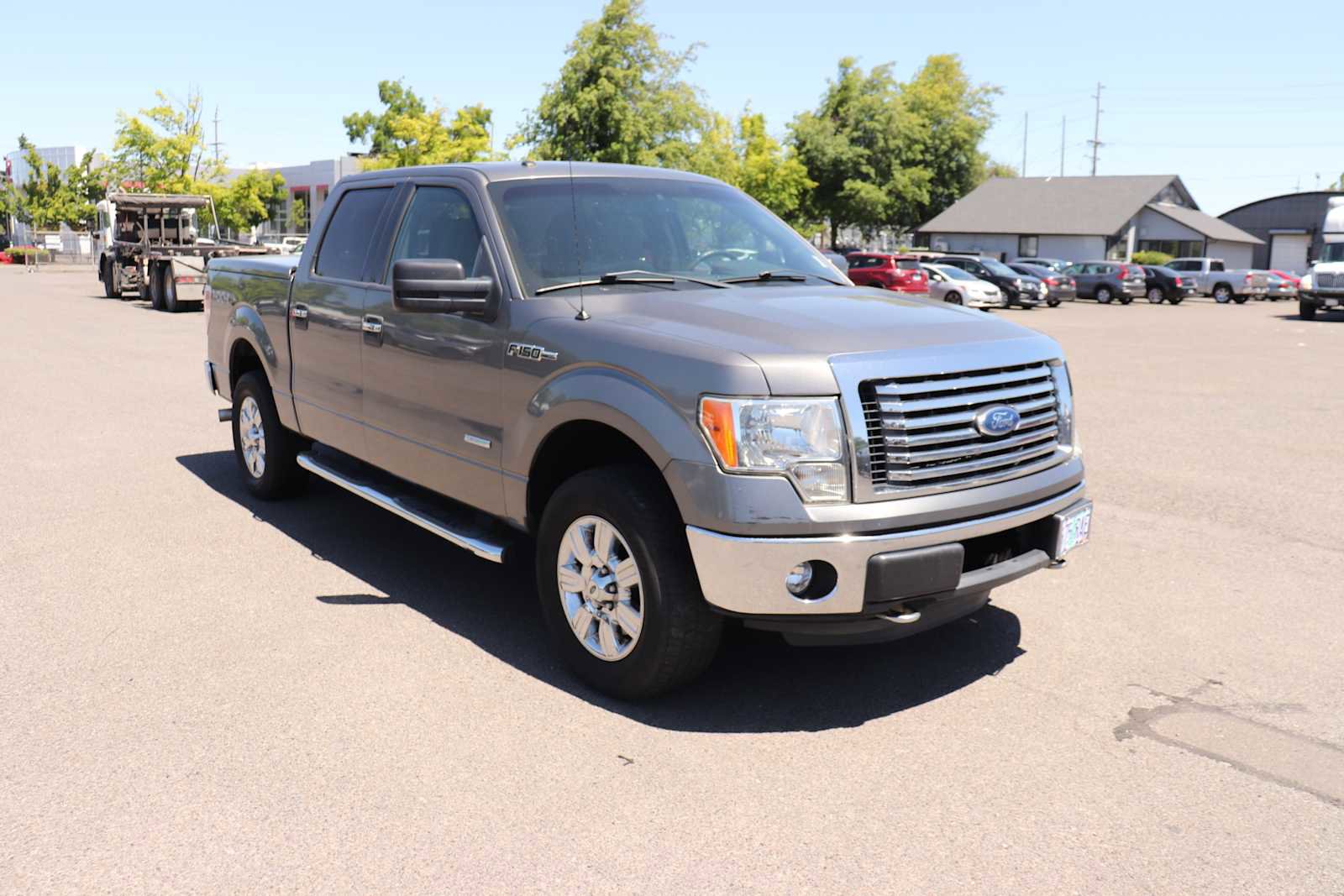 Used 2012 Ford F150 XLT w/ XLT Chrome Pkg AWD/4WD image 3